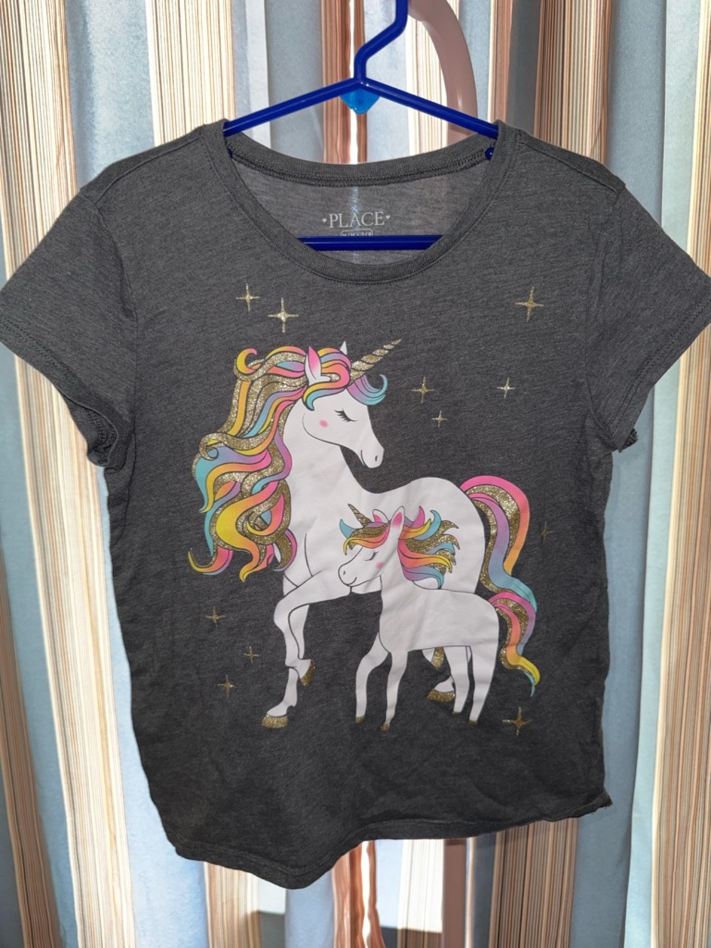The Children's Place Dark Gray Unicorn Tee with Rainbow Manes Girls Size M